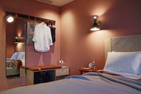 Alex Hotel - Accommodation Guide 27