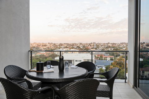 Ramada By Wyndham VetroBlu Scarborough Beach - Accommodation Asia 6