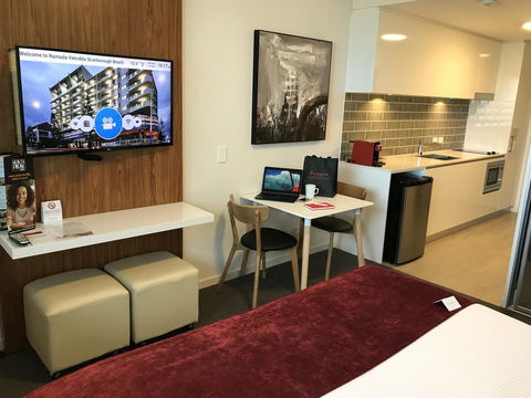 Ramada By Wyndham VetroBlu Scarborough Beach - Accommodation Asia 2