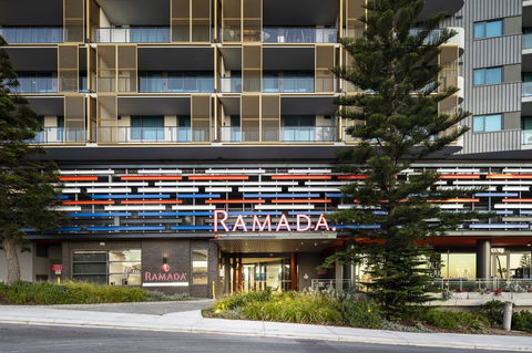 Ramada By Wyndham VetroBlu Scarborough Beach - Accommodation Asia 5