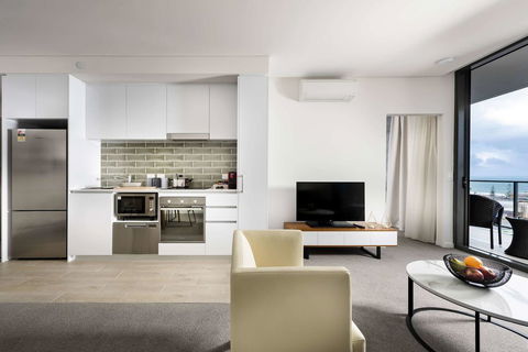 Ramada By Wyndham VetroBlu Scarborough Beach - Accommodation Asia 17