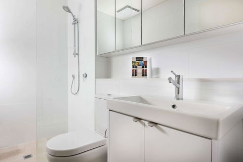 Ramada By Wyndham VetroBlu Scarborough Beach - Accommodation Asia 37
