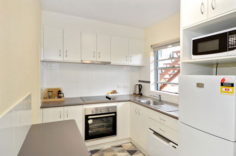 Dolphin Lodge Albany - Self Contained Apartments At Middleton Beach - Accommodation Asia 12
