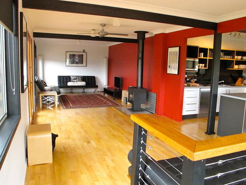 Pendeli Beach House - Accommodation Asia 2