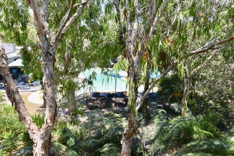 East On Byron - Accommodation Guide 26