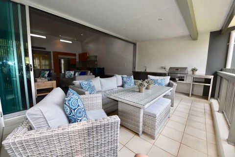 East On Byron - Accommodation Guide 35