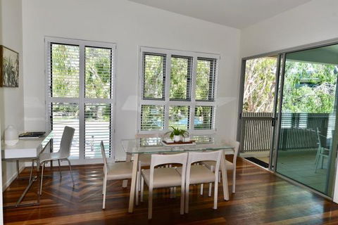 East On Byron - Accommodation Guide 29