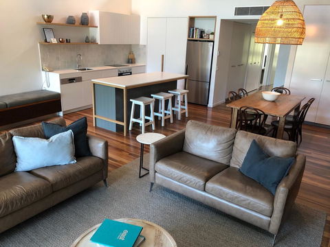 East On Byron - Accommodation Guide 39