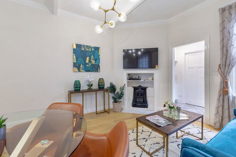 Heritage Townhouse Near Harbour Bridge - Accommodation Asia 17