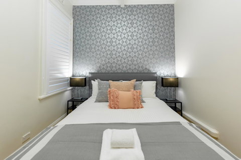 Heritage Townhouse Near Harbour Bridge - Accommodation Asia 11