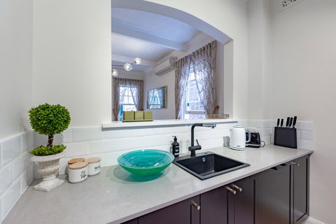 Heritage Townhouse Near Harbour Bridge - Accommodation Asia 35