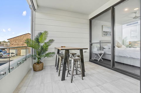 Rockpool 2 Sawtell Beach - Just Steps To Restaurants And 2 Min Stroll To Beach! - Accommodation Asia 6