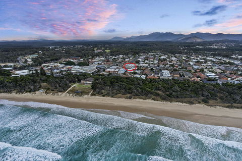 Rockpool 2 Sawtell Beach - Just Steps To Restaurants And 2 Min Stroll To Beach! - Accommodation Asia 1