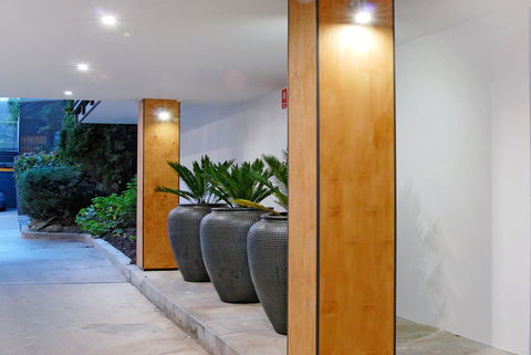 Hotel Nelson - Accommodation Asia 24
