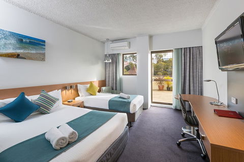 Metro Hotel Miranda - Accommodation Asia 0