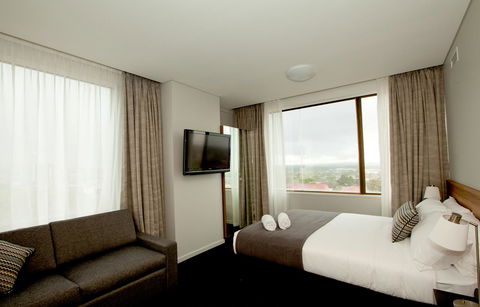 Metro Hotel Miranda - Accommodation Asia 23