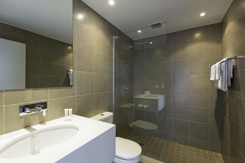 Metro Hotel Miranda - Accommodation Asia 21