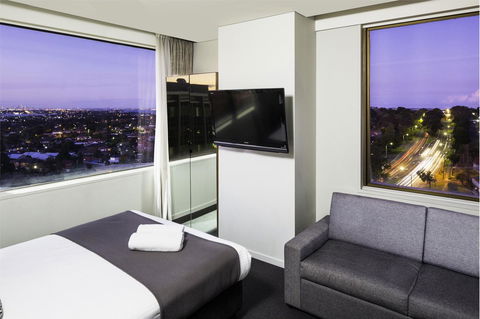 Metro Hotel Miranda - Accommodation Asia 4