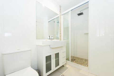 Byron Central Apartments - Accommodation Guide 1