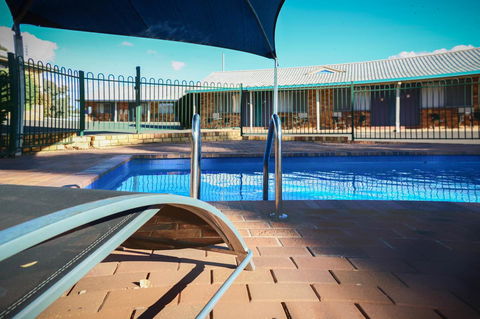 Almond Inn - Accommodation Asia 25