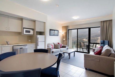 Lantern 1 Bedroom Balcony With Panoramic View - Accommodation Asia 18
