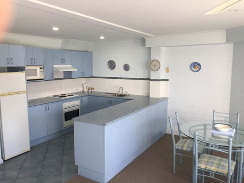 Breakers Apartments - Accommodation Asia 8