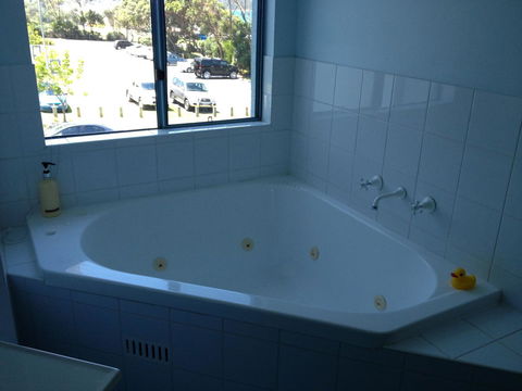 Breakers Apartments - Accommodation Asia 2
