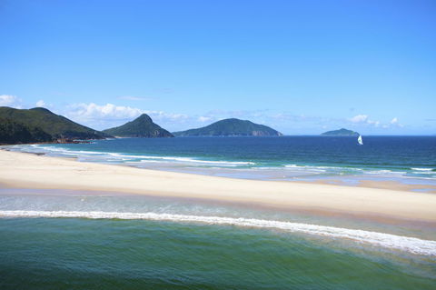 On The Beach Getaway - Accommodation Asia 21