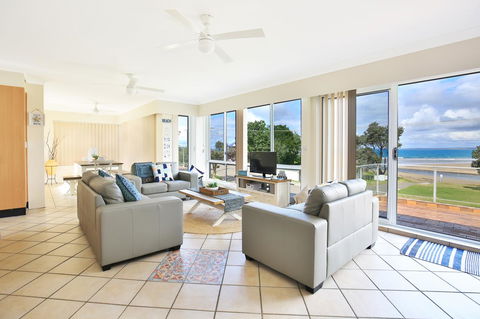 The Rotunda, Gerroa - Accommodation Asia 3