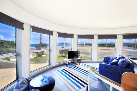 The Rotunda, Gerroa - Accommodation Asia 2