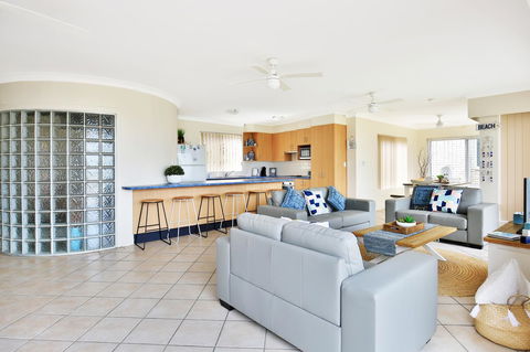The Rotunda, Gerroa - Accommodation Asia 9
