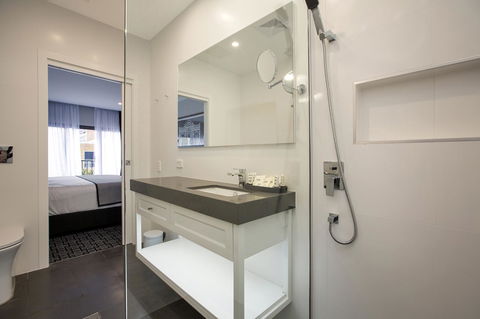 CH Boutique Hotel & Apartments, Ascend Hotel Collection - Accommodation Asia 11
