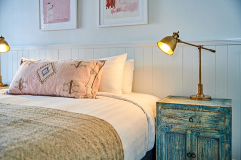 The Lord Byron - Accommodation Guide 16