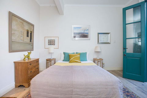 Bondi Beach House - Accommodation Asia 37