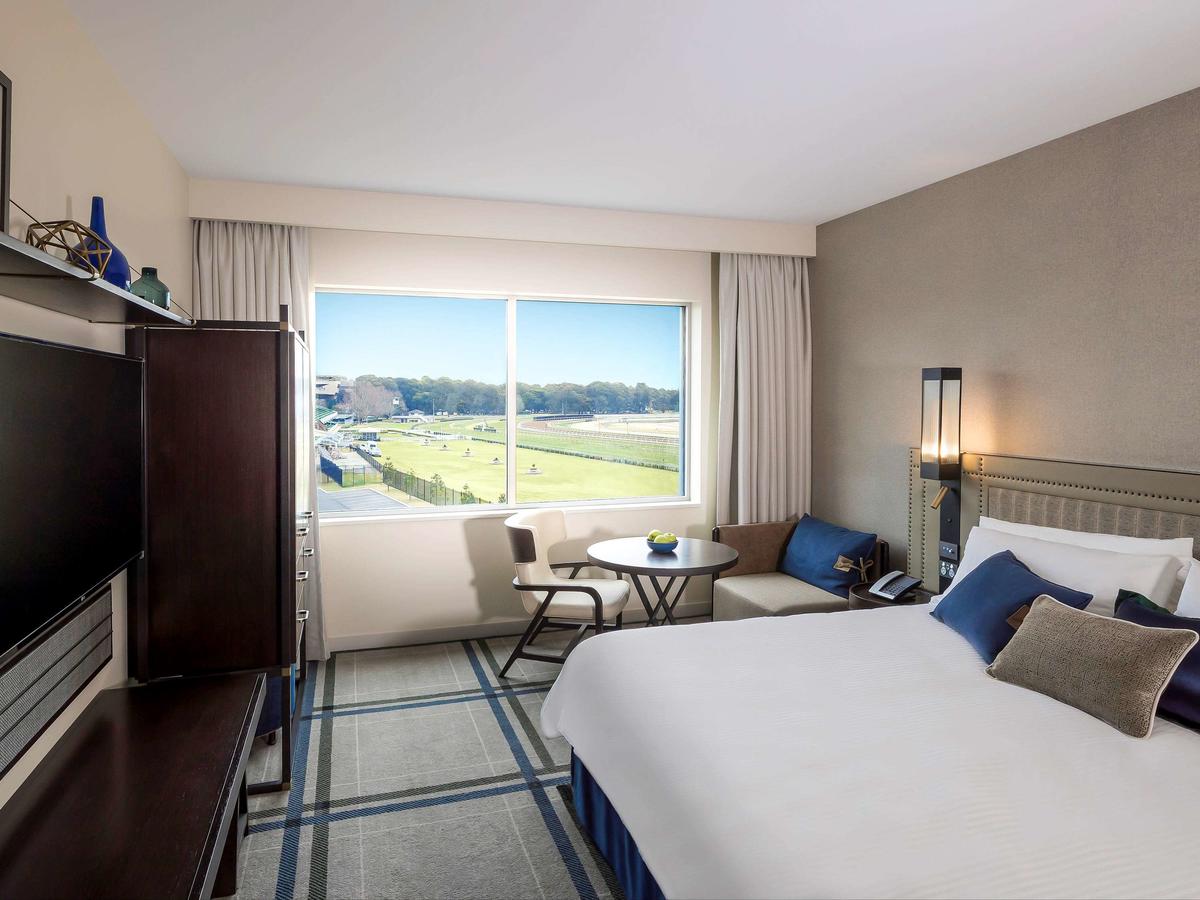 Lurnea NSW Accommodation Asia