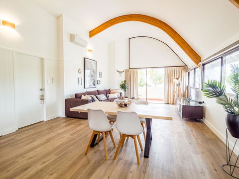 Waves Byron Bay - Accommodation Guide 4