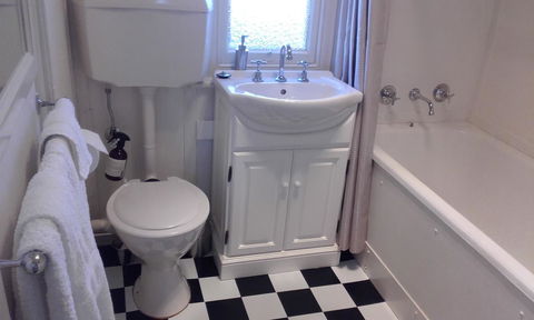 182 Anson Street - Accommodation Asia 5