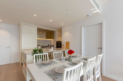 High Rise Apt In Heart Of Sydney Wt Harbour View - Accommodation Asia 10