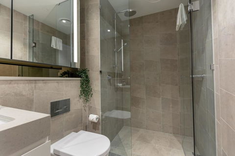 High Rise Apt In Heart Of Sydney Wt Harbour View - Accommodation Asia 2