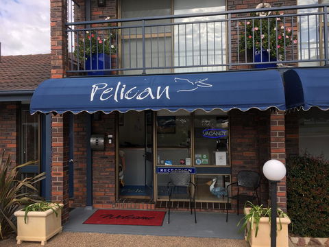 Pelican Motor Inn - Accommodation Guide 7