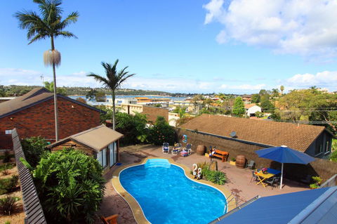Pelican Motor Inn - Accommodation Guide 21