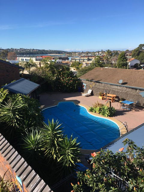 Pelican Motor Inn - Accommodation Guide 33