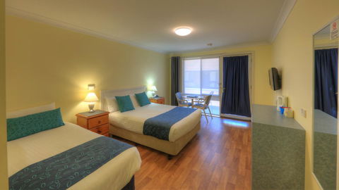 Pelican Motor Inn - Accommodation Guide 20