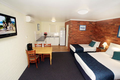 Pelican Motor Inn - Accommodation Guide 39