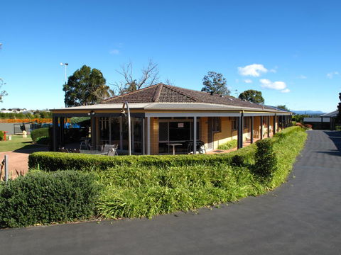 Hunter Oasis - Accommodation Asia 13