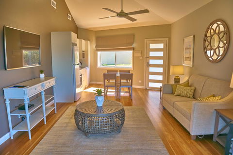 Hunter Oasis - Accommodation Asia 41