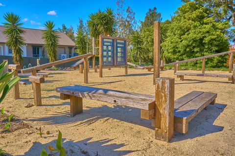 Hunter Oasis - Accommodation Asia 32
