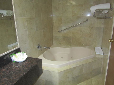 Best Western Plus Goulburn - Accommodation China 29