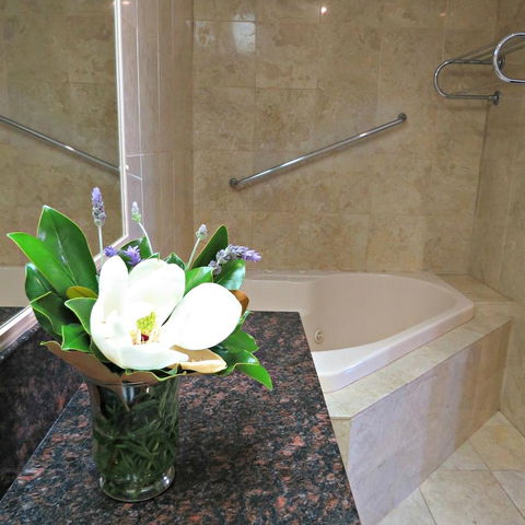 Best Western Plus Goulburn - Accommodation China 18