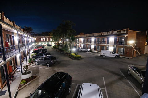 Albury Paddlesteamer Motel - Accommodation Asia 10